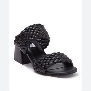 Steve Madden Daphnee sandals